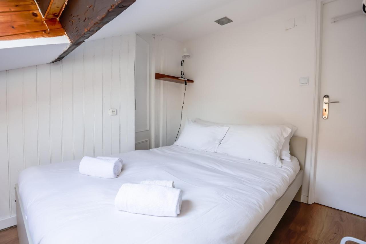 Cozy 3 Bedroom Apt In Lively Bairro Alto Лиссабон Экстерьер фото
